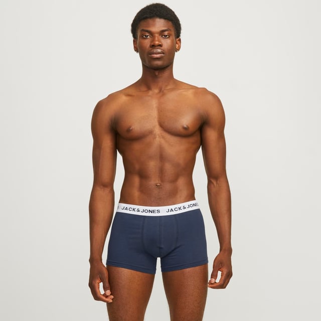 Herren-Boxershorts 12er-Pack Jacsolid der Marke Jack & Jones.  Marke: Jack & JonesModellname: 12er-Pack JacsolidKategorie: Herren-BoxershortsMaterialien: Baumwolle, ElasthanFarben: schwarz, blau, grau, weiß