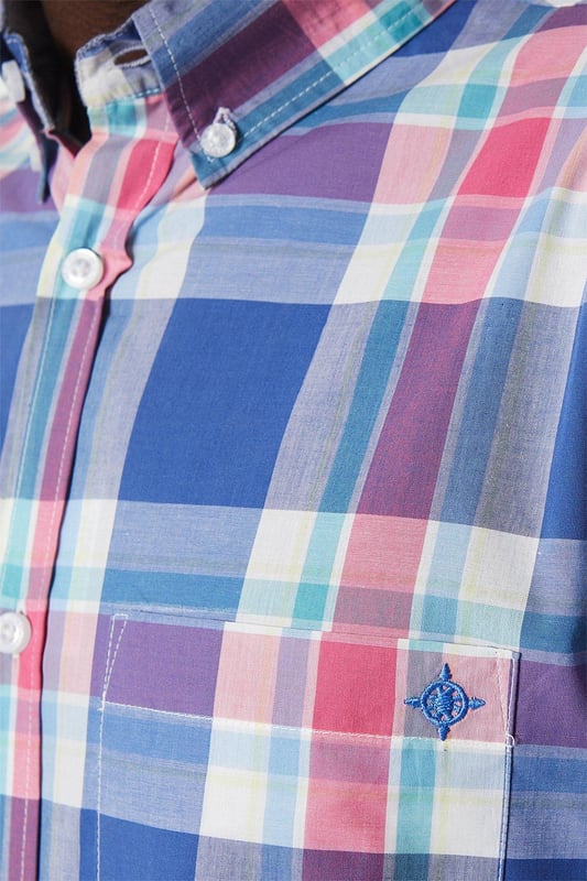 This regular fit short sleeve shirt features a classic check design, and offers a perfect new addition to your wardrobe. Made from high quality fabric and materials it offers both comfort and durability whether you dress it up for those smarter occasions or wear more casually for everyday wear.