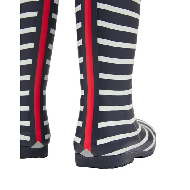 These wonderful wellies have been crafted from hardwearing, stretchy and flexible natural rubber. Perfect for a rainy walk to school, a day out, holidays and simply to keep close by in case of unexpected downpours. They also come with a Carry-Bag, making them perfect to stash in a bag after a woodland walk or trip to the beach. Keep your wellies looking their best with our welly care set.