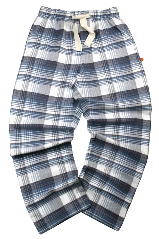 Men's Check Lounge Pants | Stylish Comfort for Relaxed Living
Discover the perfect blend of comfort and style with our men's check lounge pants, designed for relaxed living and everyday wear. Made from soft, breathable cotton fabric, these lounge pants offer all-day comfort with a modern check pattern that adds a touch of sophistication to your casual wardrobe. Featuring an adjustable waistband, side pockets and a relaxed fit, they’re ideal for lounging at home or running errands. Elevate your loungewear collection with these versatile and comfortable check pants. Ideal Gift!