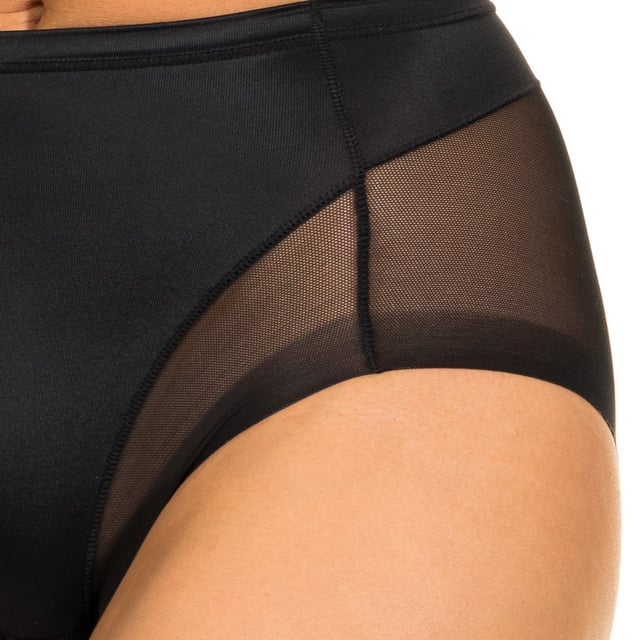 Secrets Janira Braguita 
 Black color 
 Shaping thong effect. 
 Elastic waistband 
 No seams, it does not leave a mark. 
 Thong and panties in a single garment. 
 Comfortable and breathable semi-transparent fabric. 
 Inner lining 
 Seams seen in tone. 

 Composition: 70% Polyamide. - 30% Elastane. 

 Care: 
 - Wash at max. 30º temperature. 
 - Do not use bleach. 
 - Do not use dryer. 
 - Do not iron. 
 - Do not dry clean.