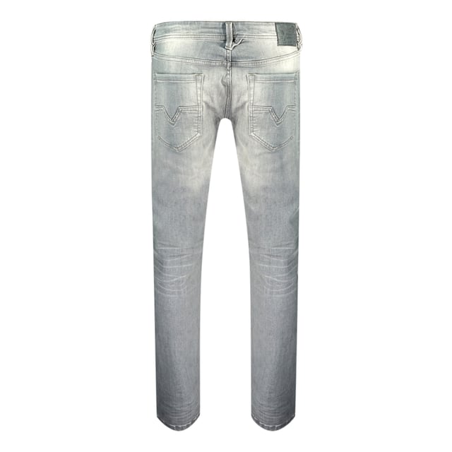 Diesel Larkee RB008 Grå jeans. Diesel grå denimbyxor. Knäppt gylf. 84% bomull 14% polyester 2% elastan. Rakt ben. Diesel-märkt badge