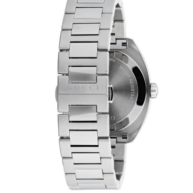 PRODUCTNUMMER YA142303CATEGORIE HorlogesBRAND GUCCIWATCH MARKERSBADSWATERSTAND 100 MeterSoort HerenMOVEMENT KwartsKAS MATERIAAL Roestvrij StaalDIALE KLEUR BlauwSTRAP MATERIAAL Roestvrij StaalDIAMETER 41mmBRAND COLLECTIE SGG2570