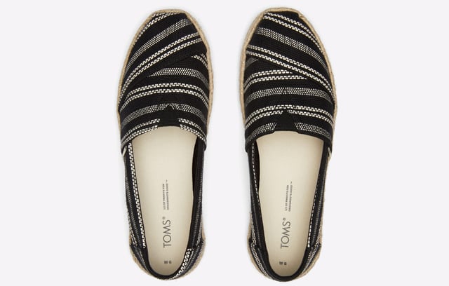 Laidback, planet-forward. Our Alpargata Rope brings carefree style and an earth-friendly update to our best-selling slip-on. It's designed with organic cotton, a natural jute-wrapped midsole and an OrthoLite comfort insole made with 26% eco content.
100% Organic Cotton upper and lining
Rubber outsole
100% vegan
Elastic gore espadrille for easy on-and-off
