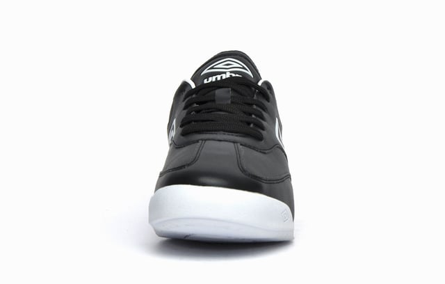 Umbro Classic 5v5 Mens