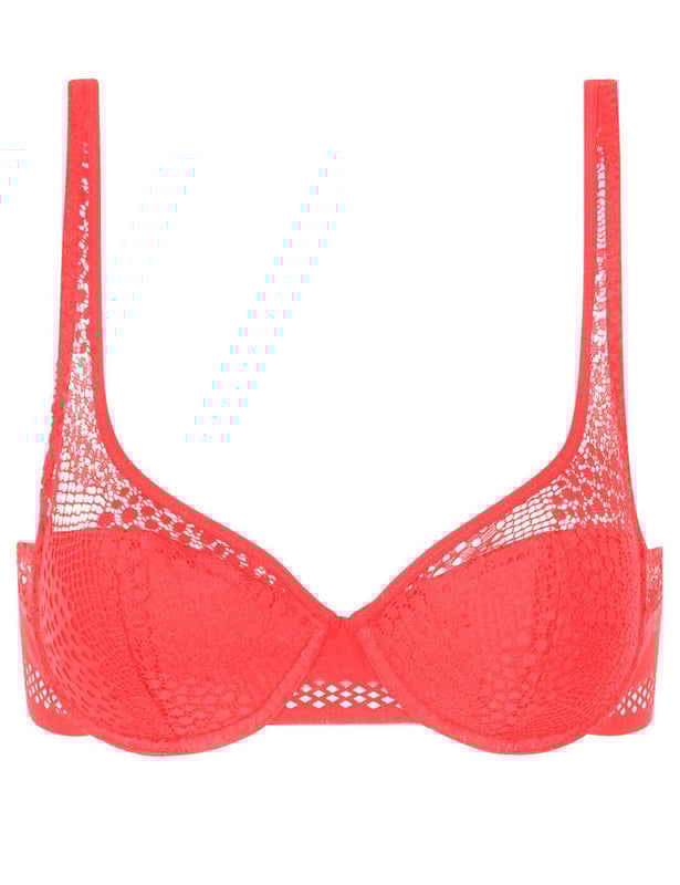 The stunning Urban range at Simone Perele offers standout modern lingerie that works for both your every day and your special occasions. This bra features plight padding to give your bust an enhanced shape, whilst the balcony cut cups frame your breasts nicely. The cups are opaque so give you full modesty and are covered with a lace pattern that features delicate holes in the pattern which gives a flirty view of skin beneath.

Modern and flirty design
Light padding
Balcony shape cups
Opaque cups for modesty
Sheer graphic lace overlay
Underwired
Hook and eye closure
Adjustable straps
Composition: 38% Polyester | 31% Polyamide | 13% Polyurethane | 10% Elastane | 8% Viscose
Listed in UK sizes