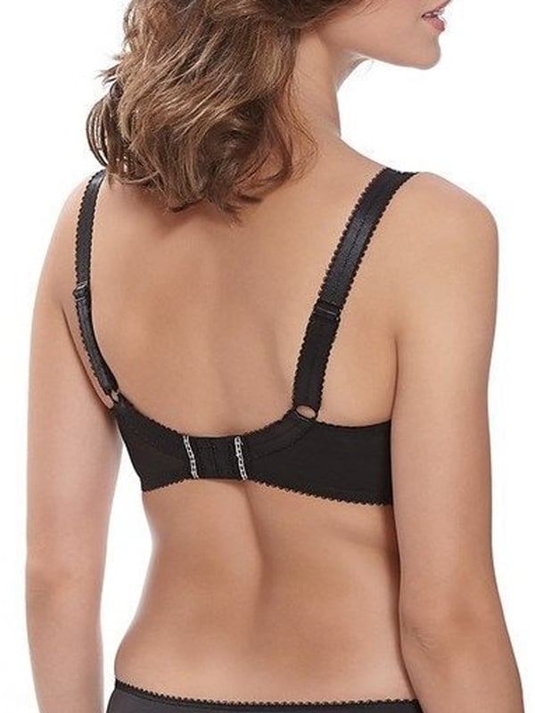 Fantasie Sofia, this luxurious underwired half cup bra features soft padded cups adorned in an indulgent embroidered lace. The padded cups provide a smooth, rounded shape whilst the balconette style offers a flattering fit with a sweetheart neckline. The powermesh side wings provide all day comfort.  Complete with mini loop edge elastic, embroidery detailing on the straps and jewel detail in the centre for an alluring finish.