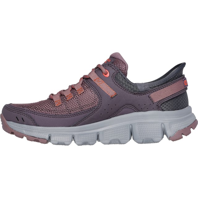 Hit the trails in effortless comfort with Skechers Slip-ins: Summits AT. Designed with our Exclusive Heel Pillow, this lace-up hiking trail shoe features a synthetic duraleather and mesh upper with a cushioned Skechers Air-Cooled Memory Foam insole.