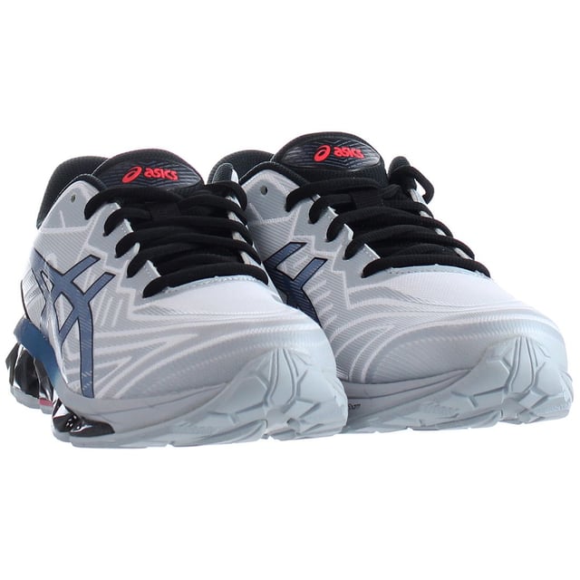 El significado de amortiguación avanza sobre la zapatilla Gel-Quantum 360 ™ VII. Al trabajar con el ASICS Institute of Sport Science, reinventamos las tecnologías clave para uso diario. Esta tecnología Gel® de zapato está estructurada para crear una mejor absorción de choques bajo los pies. Su forma scutoide también le permite moverse más naturalmente durante los escenarios cotidianos (como los viajes en el pie o explorar nuevos entornos). Mientras tanto, el amortiguamiento de la explosión Flytefoam® en el talón ha sido ajustado para darle a este zapato una mejor absorción de choque de retroceso.