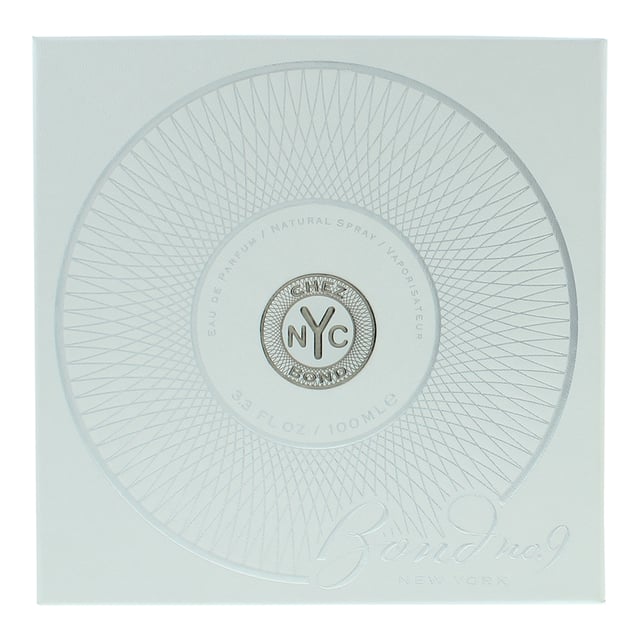 Chez Bond, launched in 2003, is an Aromatic Fougere fragrance for men by Bond No. 9. Perfect for the Spring And Summer, this Fragrance is mostly worn through the day. This fragrance contains top notes of Citruses. Middle notes of this fragrance are Herbal Tea Notes, Leafy Greens and Violet Leaves with base notes of Cedarwood, Sandalwood and Vetiver.