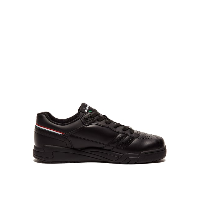 Diadora hot sale black trainers