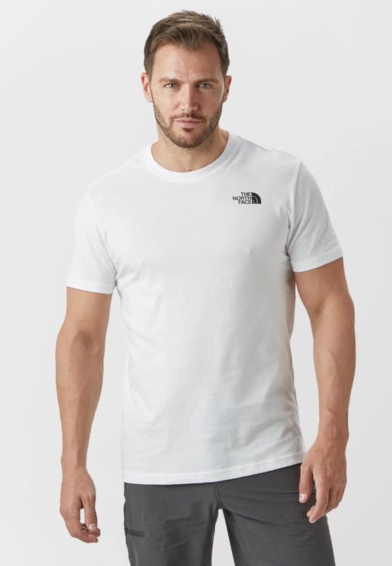 Men’s ‘simple Dome’ T-shirt from the North Face.         
Crafted From Soft Pure Cotton.         
The Classic Tee Features a Ribbed Knit Crew Neck, Short Sleeves, and a Straight Hem.         
Complete With a The North Face Logo to the Chest and Rear.         
Woven Branded Tab at the Hem.