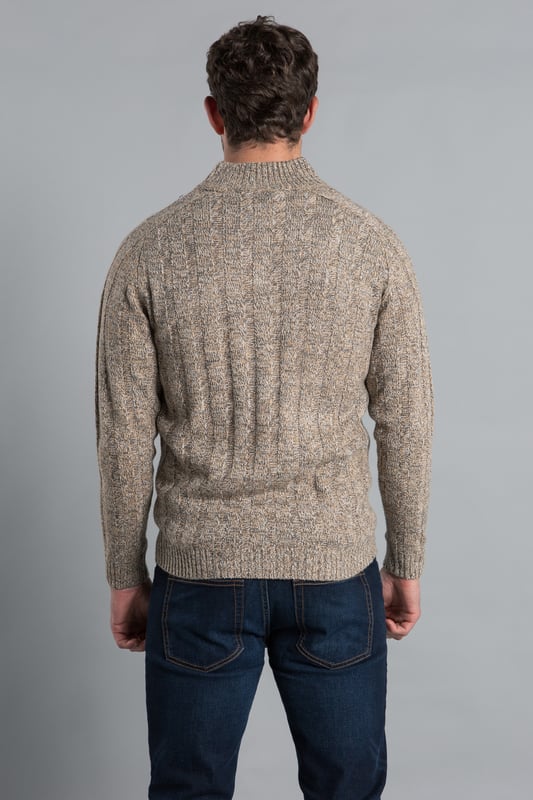 This cardigan from Kensington Eastside is the perfect style for keeping warm and on trend. This cardigan features ribbed elasticated details on the hem, cuffs, and on the funnel neck, which fastens to the top with a zipper. This cardigan is perfect for keeping you warm and comfortable.