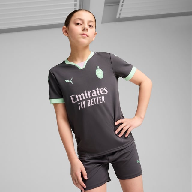 PRODUCT STORY: In the 24/25 Third Kit, a neutral base color lights up in bold accents  including monochromatic version of the club crest  to express the inherent Milanese style in a way thats both new and distinctly Rossonero, even in the absence of Rosso or Nero. Welcome to Milan(ismo). FEATURES & BENEFITS: dryCELL: Performance technology designed to wick moisture from the body and keep you free of sweat during exercise; As part of the RE:FIBRE program, this garment is made of at least 95% recycled material from textile waste and other used materials. DETAILS: Regular fit; 170 gsm, Jacquard; Crew neck; Short sleeves; Official team branding; PUMA Youth: Recommended for older kids between 8 and 16 years.