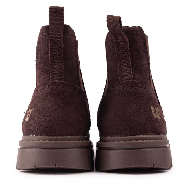 Los botines Practitioner de Caterpillar se adaptan fácilmente a tu día y a tu noche. ya sea que estés caminando por el bosque. trabajando el piso. o pasear por los atractivos de la ciudad. Las botas Chelsea cuentan con una parte superior de cuero de alta calidad y refuerzos elásticos. ofreciendo más estabilidad. La construcción Strobel y la suela exterior resistente están hechas para durar. mientras que su forro suave y su plantilla de espuma garantizan una sensación de comodidad en cada paso. Esta es tu bota de todos los días que usarás en los años venideros.