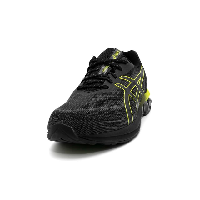 Coloris : 009 noir/lime néon Spécifications : Baskets en mesh jacquard renforcé 50% recyclé pour une meilleure ventilation et un confort optimal grâce à la technologie GEL™ conçue pour améliorer l'absorption des chocs sous le pied. Tige : Synthétique Laçage : Lacets Type de semelle : Légèrement relevée au talon