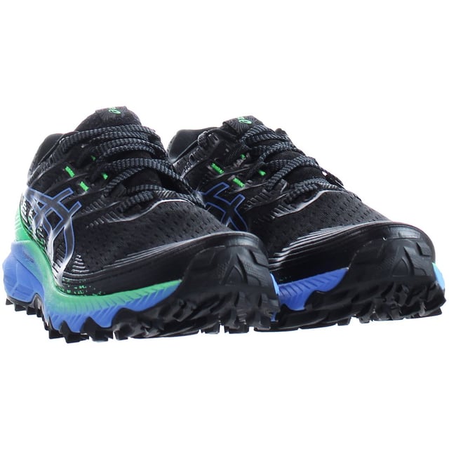 La zapatilla GEL-TRABUCO™ 10 es un diseño de trail versátil que ofrece una durabilidad avanzada para carreras de trail y largas caminatas. Funcionales para mantener alejados los residuos del camino, estas zapatillas cuentan con una malla de ingeniería cerrada y detalles impresos en 3D en la parte superior. Su placa de protección contra rocas presenta una construcción flexible que protege tus pies de rocas afiladas y terrenos escarpados. La suela exterior está formada con tecnología ASICSGRIP™ y un dibujo técnico. Es funcional para ayudarte a experimentar una mejor tracción en diferentes superficies todoterreno.