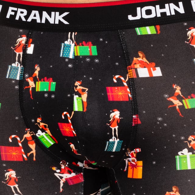Boxer made of elastic cotton.
 Elastic rubber waistband, with the brand's name consecutively embroidered.
 Christmas print.
 Comfortable and breathable fabric.
 Anatomical front, with the ability to hold without squeezing.
 Seams seen in tone.
 Composition: 95% Cotton, 5% Elastane
 Care:
Wash at max temperature 40ºC.
 -Do not use bleach.
 -Supports dry cleaning.
 -Allows you to use a dryer.
 -Iron at max temperature. 130ºC.