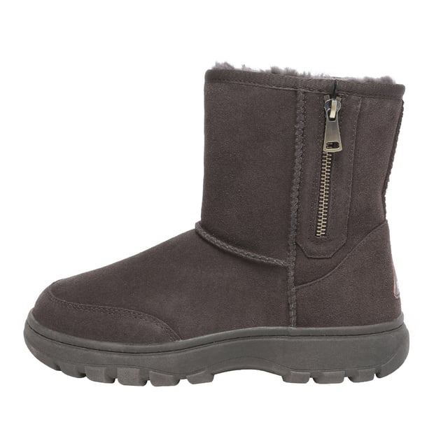Ya sea que esté haciendo recados, haciendo una caminata de invierno o disfrutando de un día de nieve al aire libre, estas botas para exteriores Starling son las compañeras perfectas. ¡No dejes que el clima invernal te impida vivir la vida al máximo! Descripción: Parte superior de gamuza de vaca Forro cálido de lana de piel de oveja Plantilla de lana de piel de oveja suave Suela TPR Tecnologías: Agua & Parte superior resistente a las manchas Suela exterior antideslizante