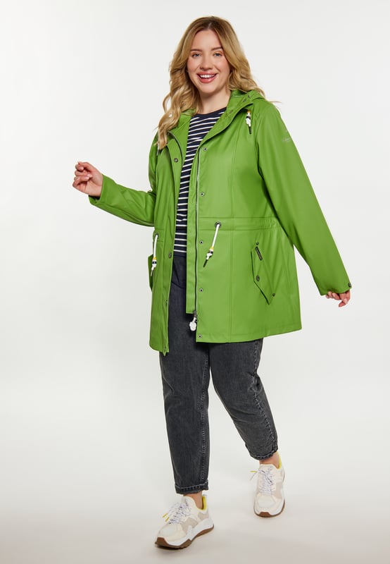 Ontdek de ultieme soepele regenjas voor je outdooravonturen. Dit stijlvolle parka-jack heeft een relaxte pasvorm, een capuchon met trekkoord en een ritssluiting aan de voorkant voor bescherming. Met een drukknoopsluiting, klepzakken en een trekkoord in de taille is hij functioneel en toch chic. Jas met hoge kraag voor extra bescherming. Gemaakt van waterdicht materiaal met gelaste naden, waterdicht tot 3000 mm. Dit artikel maakt deel uit van de Plus Size Collectie.  Ronde regenjas