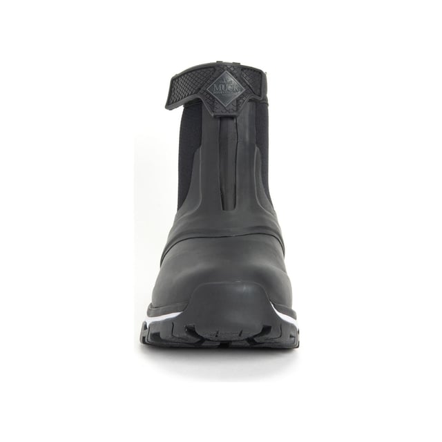 De Apex is een high-performance sportschoen gebouwd op een innovatief platform voor high-endurance outdoor bezigheden. 100% waterdicht en gecombineerd met ademende mesh voeringen om elite bescherming en vochtregulatie te bieden.