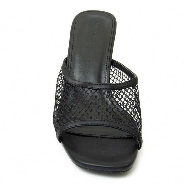 Women's high heel sandals. Comfortable fit. Padded insole. Non-slip sole. Reinforced stitching. Manufactured by other brands for our brand. Approximate size: 7 cm heel.