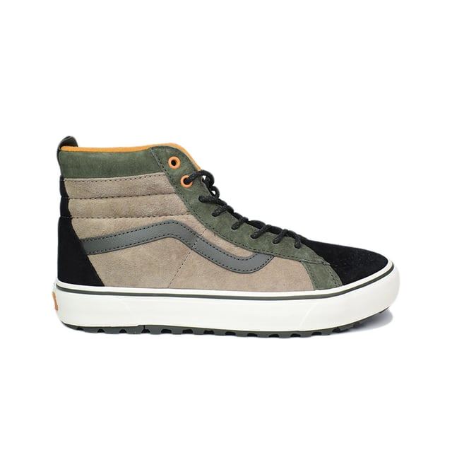 ZAP.MODA HOMBRE UA SK8-Hi MTE-1 VERDE