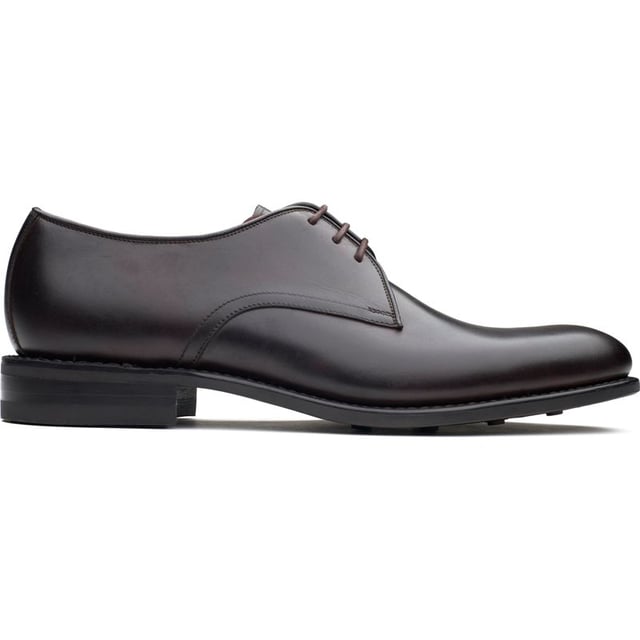 The Hempstead Dress Shoe From Loake Showcases A Perfect Blend Of Timeless Sophistication And Classic Style, Redefining Luxury With Its Polished Appearance And Exuding Quality. Crafted From Premium Leather, This Loake Staple Boasts A Sleek And Elegant Design. Whether You're Dressing For The Office, A Go-to Meeting Or Adding A Sharp Edge To Your Daily Attire, This Shoedrobe Must-have From Loake Ensures You Make A Distinctive Statement Of Style And Personality.