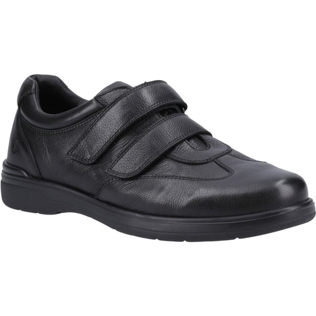 With its soft leather upper, a padded collar and double touch fastening for easy on and off, the Magnus is a stylish choice for comfortable and casual winter style