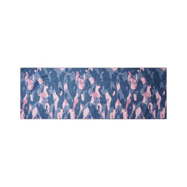 100% Polypropylene. Contents: 1 Storage Bag. Fabric: Microfibre. Design: Camo, Logo. Fabric Technology: Lightweight. Approx 63 x 183cm.