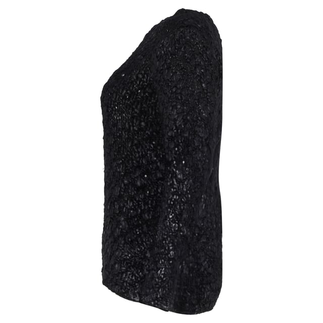 VINTAGE, RRP AS NEW
Keep warm in style with the Moncler Maglioni Tricot Girocollo Knit Top in Black Wool. The round neck design, paired with the textured wool construction, adds a touch of sophistication to any winter outfit. The ribbon detailing at the back is a subtle yet striking addition to this luxurious piece, making it a must-have for any fashion-forward wardrobe.


Moncler Maglioni Tricot Girocollo Knit Top in Black Wool
Condition: Excellent
Signs of wear: No retail tag but Brand tag on., No visible sign of wear., 
Packaging: None
Color: black
Material: Wool/hair
Size: S
Measurements: Length: 630; Chest: 490
SKU: TONPUGBCL371830W
