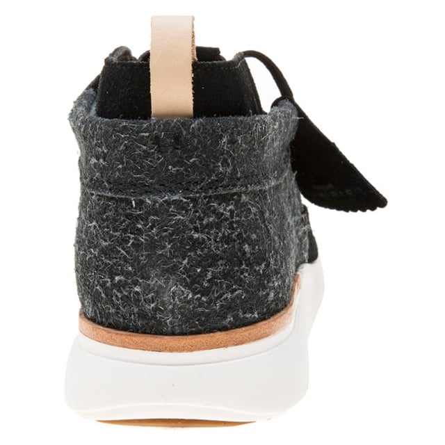 Clarks originals tor track mid best sale