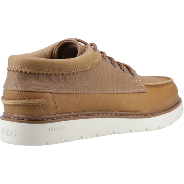 The Forrest features TOMS signature TRVL LITE technology for an ultra-lightweight feel, with OrthoLite insoles for maximum comfort, and high-quality leather for style and durability. Travel-ready and everyday-approved.