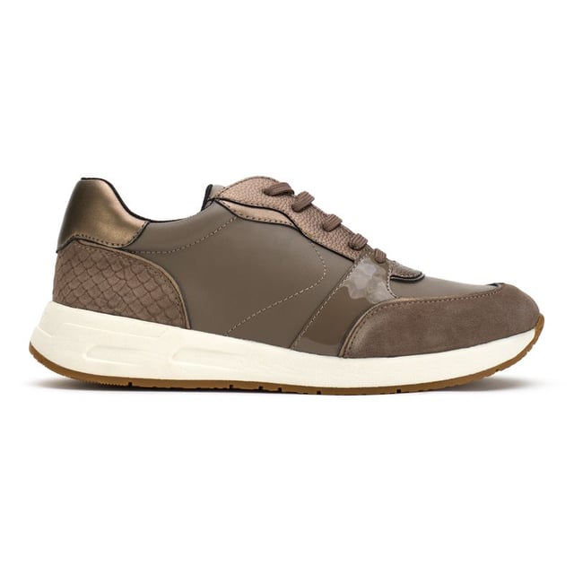 Womens taupe Geox bulmya trainers, manufactured with synthetic and a rubber sole. Featuring: zip closure, lace fastening, cushioned insole and geox branding.