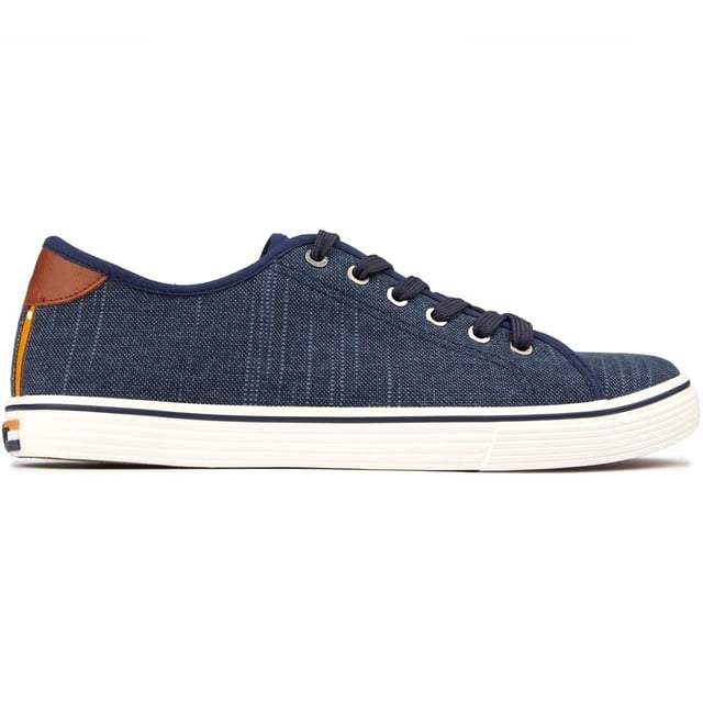 Mens blue Wrangler calypso tennis trainers, manufactured with textile and a rubber sole. Featuring: branding to tongue, detailed heel trim, engraved eyelet and branded sole.
