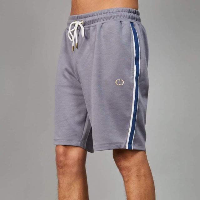 Wise shorts with navy and white taping details, CD logo, Side pockets and hip pocket, Adjustable waistband