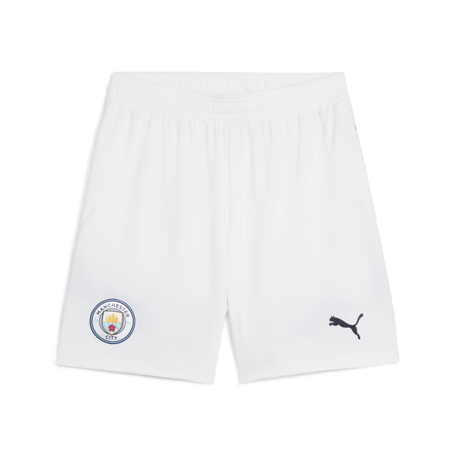 PRODUCT STORY: Hit the pitch like Manchester City's finest in these football shorts. They're made from sweat-wicking material to keep you cool in the tensest moments of the game and are finished with the team's famous crest on the leg. FEATURES & BENEFITS: dryCELL: Performance technology designed to wick moisture from the body and keep you free of sweat during exercise; As part of the RE:FIBRE program, this garment is made of at least 95% recycled material from textile waste and other used materials. DETAILS: Regular fit; 170 gsm, Jacquard; Medium rise; Official team branding; PUMA branding details; PUMA Youth: Recommended for older kids between 8 and 16 years. Our model is 150 cm tall and is wearing size 152 RUS.