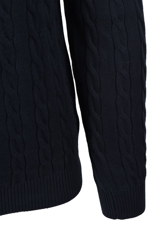 Gant Cotton Cable Half Zip Knitwear Evening Blue
100% cotton knit wear cut to comfy regular fit and boasting a timeless cable knit design, perfect for layering to add an extra touch of warmth. The half zip closure and ribbed trims to the neck and collar keep the garment comfortably snug and fitting right. This garment is completed with an embroidered logo to the chest.

100% Cotton
Cable Knit
Embroidered Logo
Style - 8050603