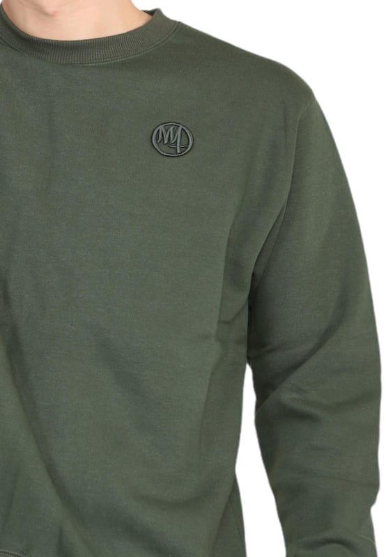 MYT Heren trainingspak met ronde hals en pullover. MYT-borduurlogo op borst en linkerbeen. Fleece met borstelrug. Met geribbelde taille en manchetten. Slim-fit joggingbroek met 2 zakken. Elastische taille met trekkoord.