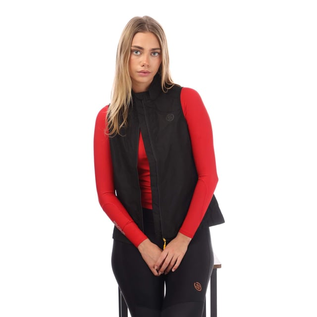 Womens Skins Series-3 Running Gilet in black.- Full zip fastening.- Rear pocket.- Elasticated arm holes.- Adjustable drawcord hem.- Reflective tonal black logos.- Rear pocket can be used to pack up and store the gilet.- Packable.- Showerproof.- 100% Polyester.- Ref: ST40731249001