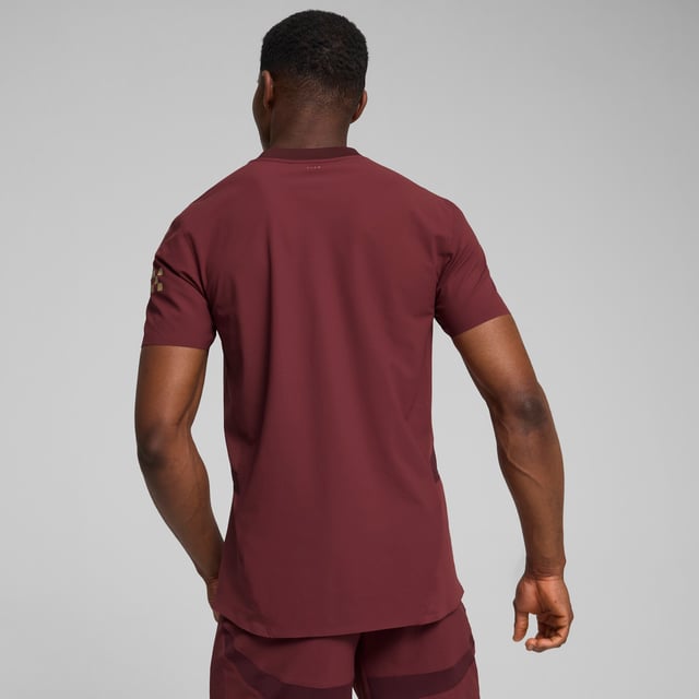 PRODUCT STORY: City represents constant movement, on and off the pitch. With the 2024/25 Third Kit, we pay tribute to a club symbol thats been there through it all. The ship from the Man City badge is transformed into an all-over graphic that represents the past, present, and future of a club thats never not moving.?Authentic jersey is what the players wear on the pitch. It features PUMAs ULTRAWEAVE fabric and an athletic fit for elite-level performance. FEATURES & BENEFITS: ULTRAWEAVE: Ultra-light, engineered fabric with a structured, 4-way stretch that reduces weight and friction. Built for athletes looking to increase speed and strength; dryCELL: Performance technology designed to wick moisture from the body and keep you free of sweat during exercise; Made with 100% recycled material excluding trims & decorations. DETAILS: Performance fit; 78 gsm, Dobby; V-neck; Short sleeves; As worn by the players; Official team branding. Our model is 188 cm tall and is wearing size M UK.