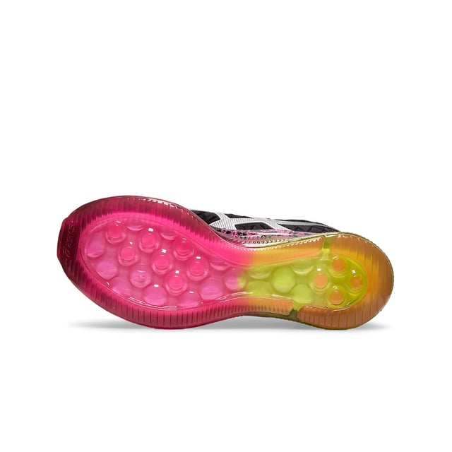 The women's GEL-QUANTUM™ INFINITY sportstyle shoe blends a contemporary model and technology. This shoe, infuses sport into a ultra modern look, pulling inspiration from the iconic GEL® technology cushioning and the authenticity of its design. The distinctive design and coloring flows throughout the shoe to give you the distinguishable style you've been looking for. A one-piece seamless upper wraps the foot exceptionally well for a custom feel. This upper material works with the fulll-length 360 degrees of GEL® technology cushioning to produce unparalleled comfort. The GEL–QUANTUM™ INFINITY sportstyle shoe blends bold design and innovative performance to take you wherever you need to go. Weight: 11.12 oz. Heel Height: 21mm Forefoot Height: 14mm
