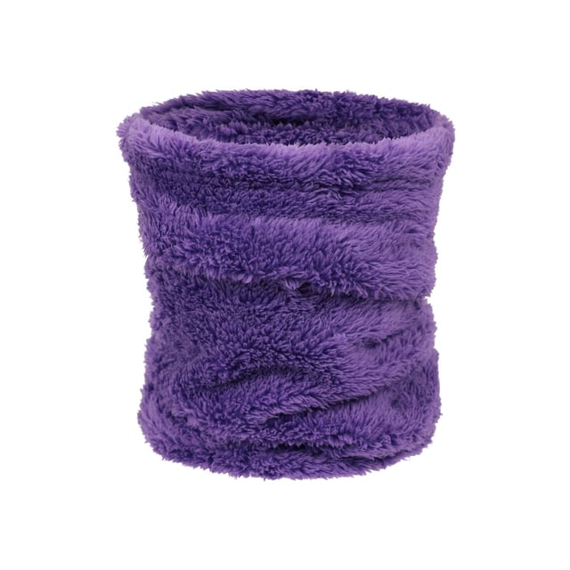 100% Polyester. Fabric: Fleece, Knitted, Soft Touch. Cuff: Adjustable Wrist Strap. Contents: 1 Beanie, 1 Neck Gaiter, Gloves. Reversible. Water Resistant.