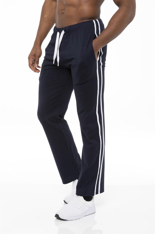 These Regular fit EZLP586 Lounge pants feature classic contrast stripes to sides, 2 side pockets, cotton blend for superior comfort, adjustable waist with drawstrings