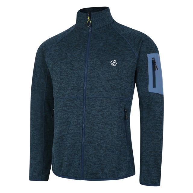 Polyester. Gewebe: angeraute Fleece-Innenseite, Jerseyware, Mesh-Rücken, Stretch. Design: Kontrast Detail, Logo. Gewebetechnik: Atmungsaktiv. Saum: Mit Stretch. Hoch geschnitten. Langärmlig. Bündchen: Mit Stretch. Taschenart: Eine Tasche am Ärmel, Zwei Seitentaschen, Reißverschluss. Durchgehender Reißverschluss. Nachhaltigkeit: Aus recyceltem Material. S: 96,52 cm. M: 102 cm. L: 107 cm. XL: 112 cm. XXL: 121,92 cm. 3XL: 129,54 cm.