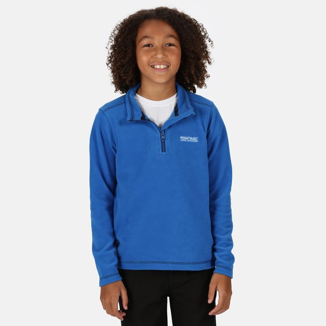 170gsm Symmetry fleece. 1 side brushed, 1 side anti pill. 100% Polyester. Regatta Kids Sizing (chest approx): 2 Years (53-55cm), 3-4 Years (55-57cm), 5-6 Years (59-61cm), 7-8 Years (63-67cm), 9-10 Years (69-73cm), 11-12 Years (75-79cm), 32 (79-83cm), 34 (83-85cm).