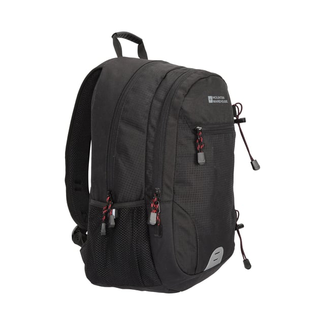 Yttre material: 100% polyester. Fyllningsmaterial: 88% skum, 12% PU (polyuretan). Höjd: 45 cm. Längd: 30 cm. Bredd: 21 cm. Tygteknik: Andningsbart. Design: Logotyp. Fästning: Dragkedja. Justerbar rem, fodral för bärbar dator, organiseringsdel, vadderat fack, vadderad rygg i nät, reflexdetaljer. Fack: 2 flaskhållare, fack med dragkedja. Kapacitet: 23L. Fodermaterial: 100% Polyester.
