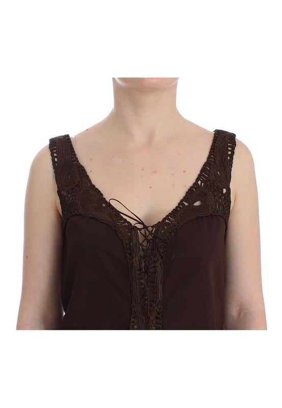 Authentic Ermanno Scervino Beachwear tunic dress
  Made with 100% brown cotton stretch fabric
  Comfortable and stylish design
  Perfect for a day at the beach
  Made in Italy
  Includes logo details
  Must-have addition to your summer wardrobe
Material: 97% Cotton 3% Elastane