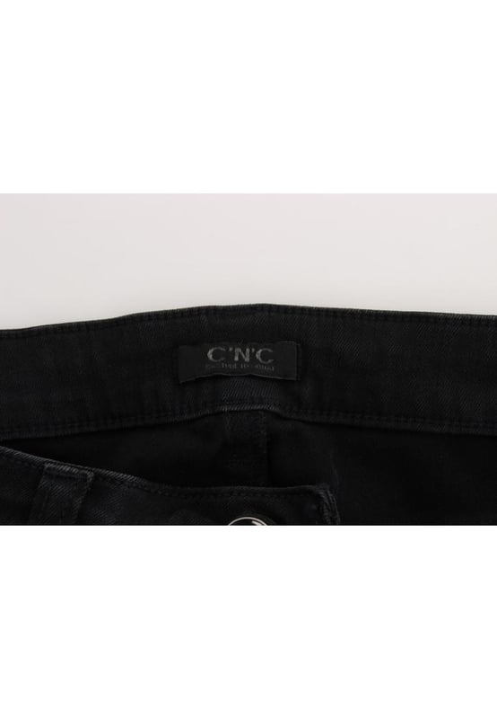 A estrenar con etiquetas.
  Diseno slim fit.
  Color: Negro.
  Material: 74% algodon 24% poliamida.
  Bragueta: cremallera y boton.
  Detalles del logotipo.