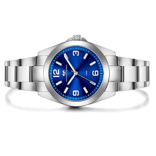 Would you like a watch with a timeless design in connection with your own character and excellent quality? Then this women's model of the Rhodenwald & Sons brand is the perfect choice. The watch manufacturer stands for stylish and sustainable masterpieces for all generations: the timepiece enthusiastic with a tidy dial, subtle line indices, Arabic figures, minute and luminal staff. The hard -wearing stainless steel housing and a suitable link strap made of stainless steel form an exciting contrast to the dark dial and fit harmoniously into the overall concept. A precise quartz watchwerk, a screwed housing floor and waterproof up to 10 ATM are also part of the exclusive equipment.